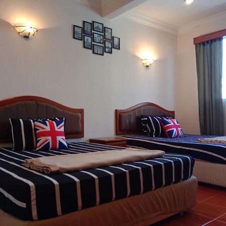 Glory Beach Resort Private Penthouse Port Dickson Esterno foto