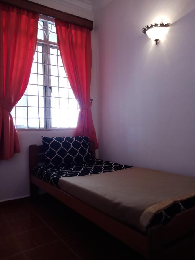 Glory Beach Resort Private Penthouse Port Dickson Esterno foto