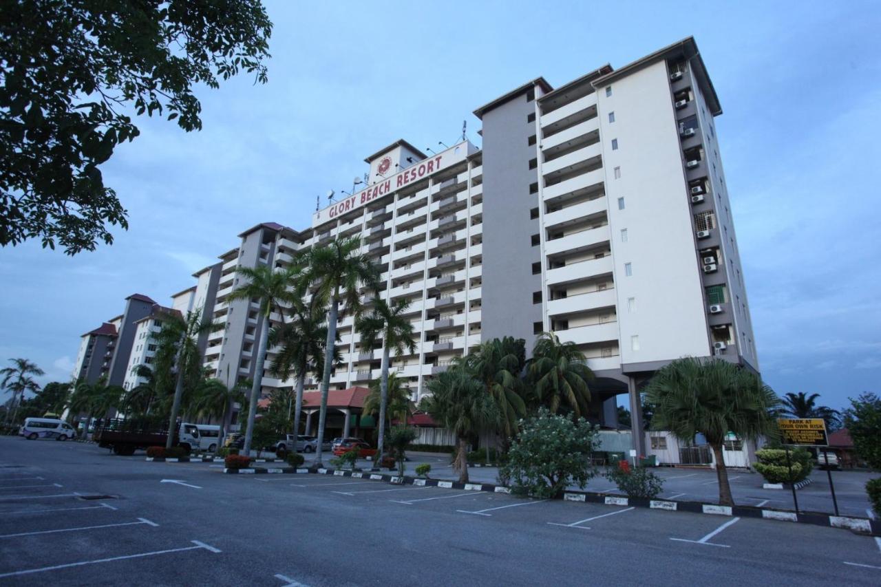 Glory Beach Resort Private Penthouse Port Dickson Esterno foto
