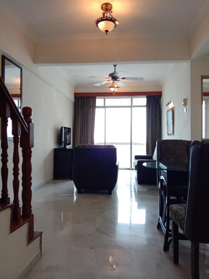 Glory Beach Resort Private Penthouse Port Dickson Esterno foto