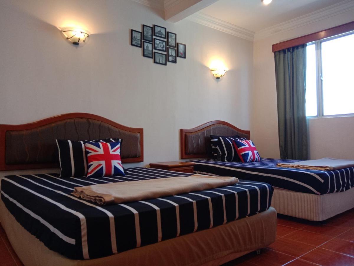 Glory Beach Resort Private Penthouse Port Dickson Esterno foto